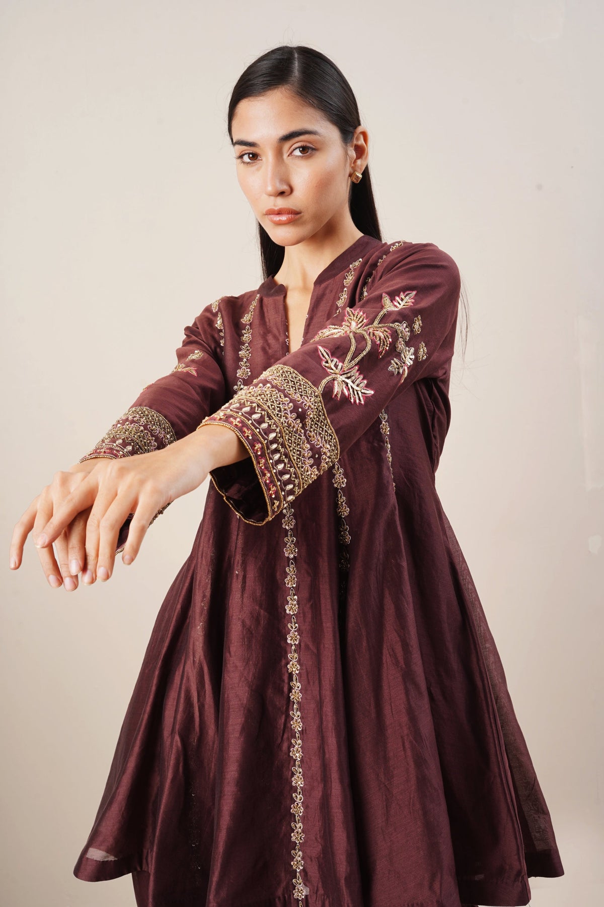 KAARI- The Art of the Hand