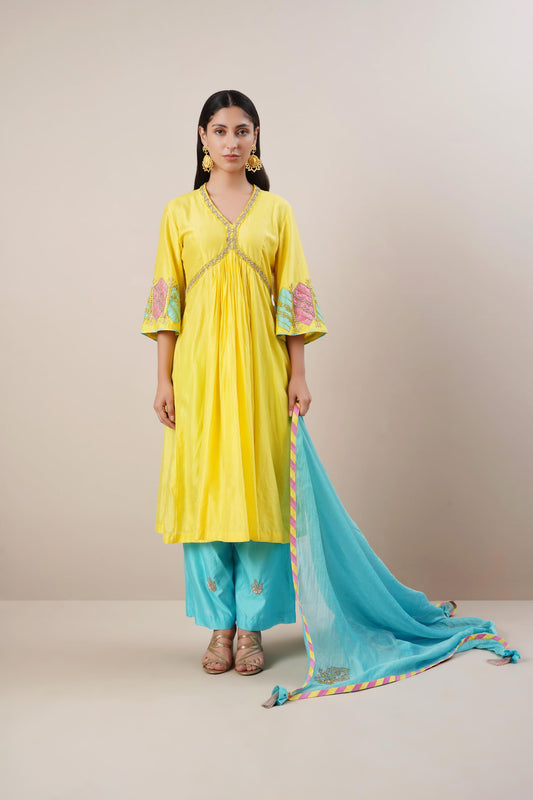 Naira Cut Exquisite Hand-Embroidered Suit Set