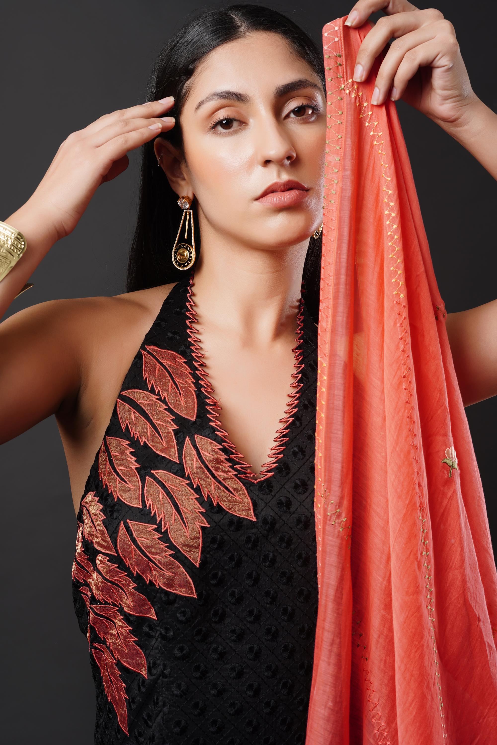 Chic Halter-neck Suit Paired with Elegant Sharara Bottoms.