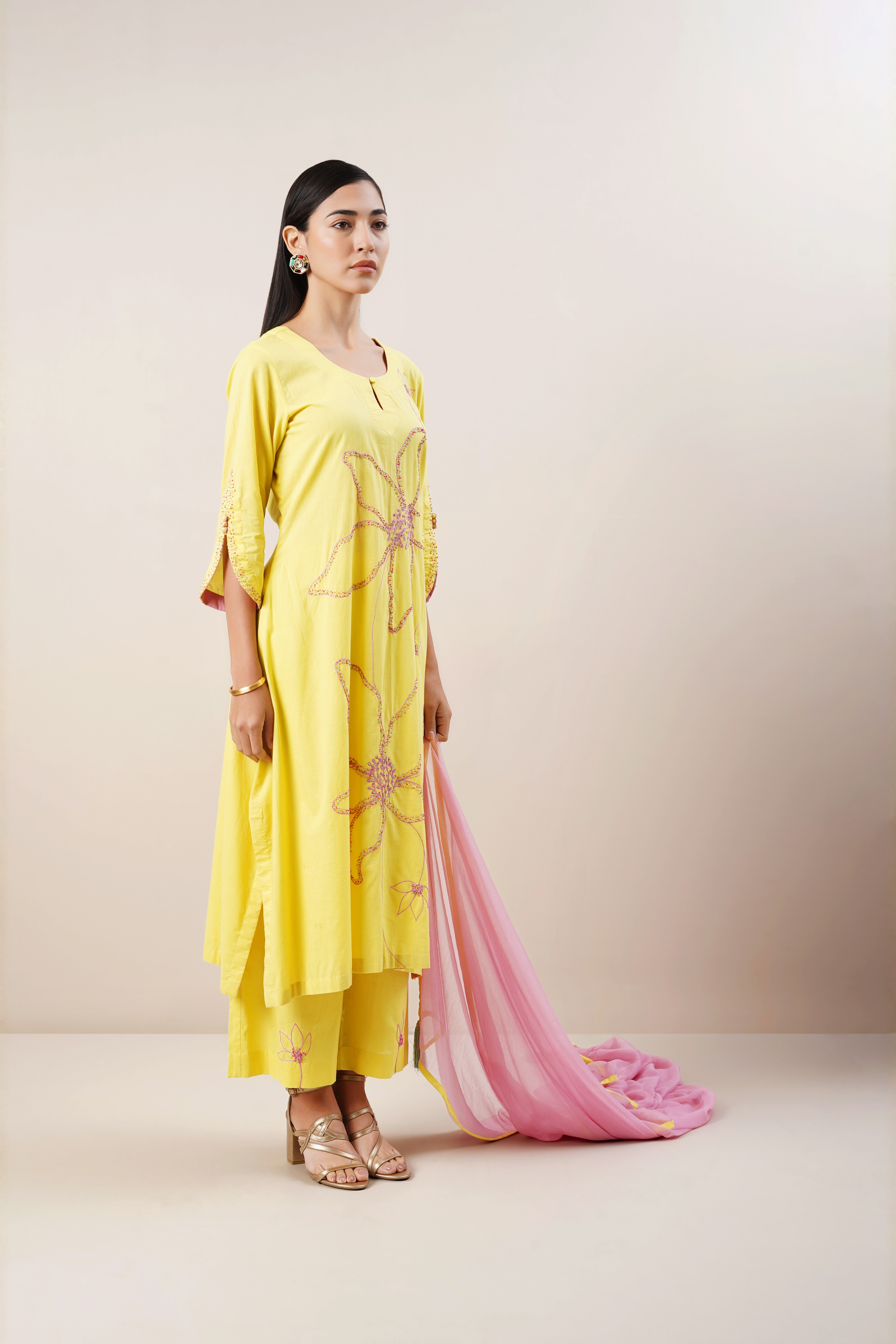 Yellow kurta set in handloom chanderi
