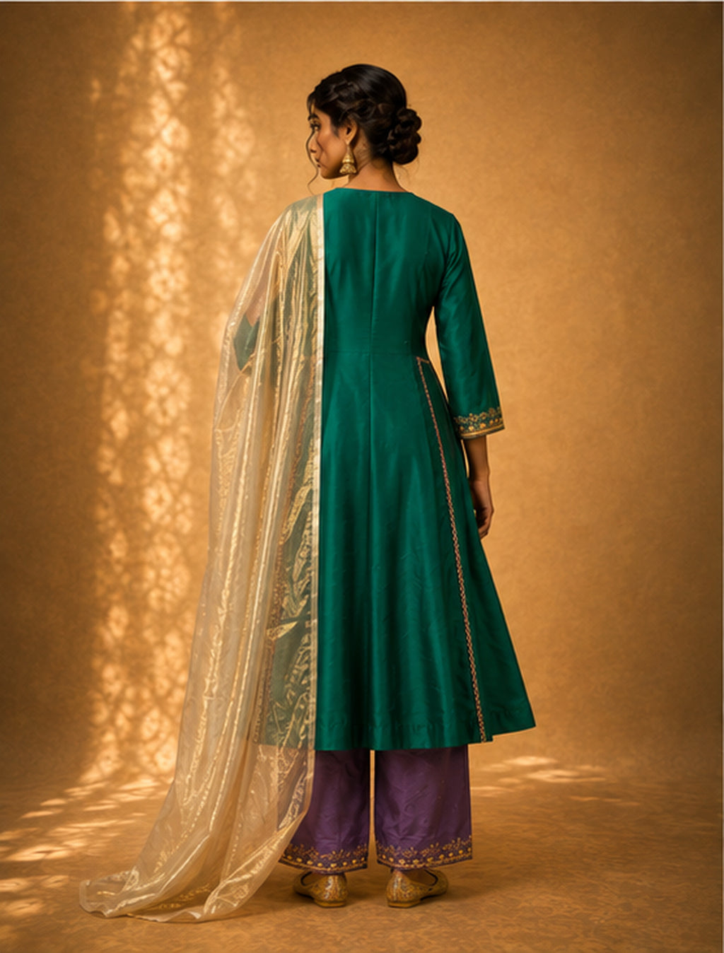 Aaranya Suit Set